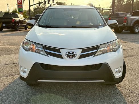 Used 2013 Toyota RAV4 Limited AWD/4WD image 5