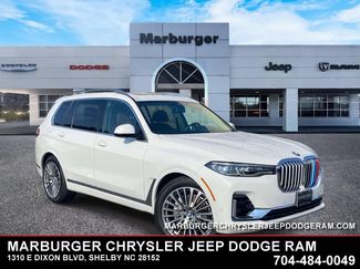 Used 2021 BMW X7 xDrive40i w/ Luxury Seating Package AWD/4WD video 1