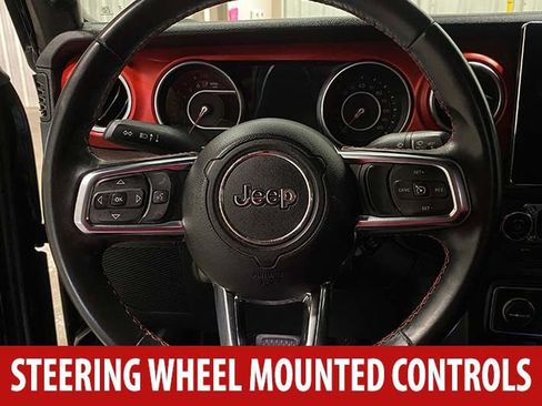 Used 2018 Jeep Wrangler Rubicon AWD/4WD image 8