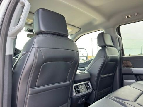 Used 2026 Ford F450 Lariat AWD/4WD image 19