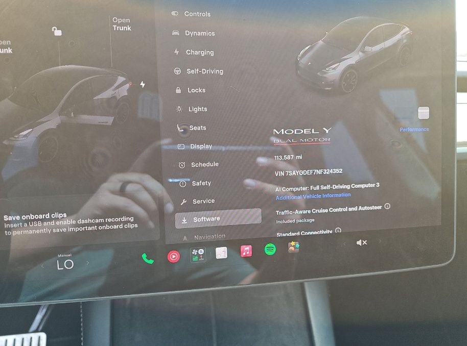 Used 2022 Tesla Model Y Performance AWD/4WD image 10