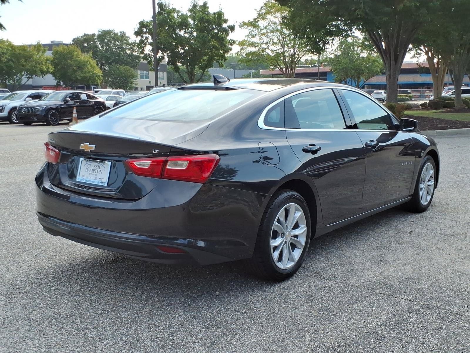 Used 2023 Chevrolet Malibu LT FWD image 8