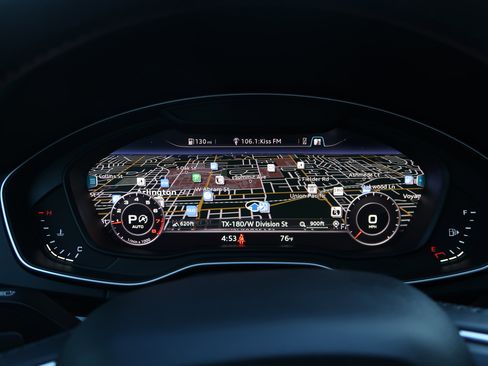 Used 2019 Audi Q5 2.0T Premium Plus w/ Premium Plus Package image 29