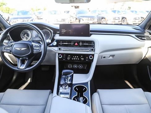 Used 2025 Genesis G70 2.5T RWD image 13