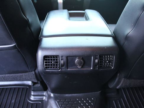 Used 2014 Toyota Tundra Platinum AWD/4WD image 30