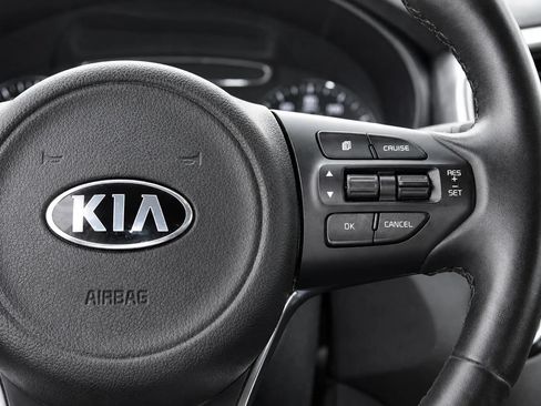 Used 2017 Kia Sorento EX AWD/4WD image 15
