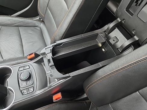 Used 2021 GMC Terrain SLT w/ LPO, Floor Liner Package AWD/4WD image 39
