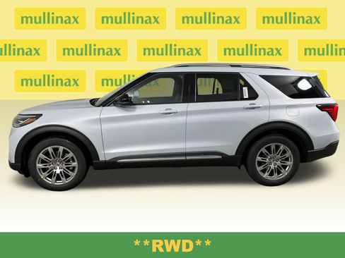 New 2026 Ford Explorer Platinum image 9