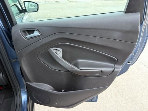 Used 2018 Ford C-MAX SE w/ Cold Weather Package image 21