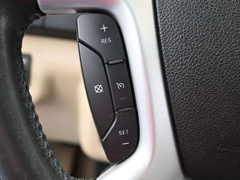 Used 2012 GMC Acadia SLT AWD/4WD image 17