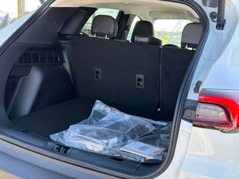 New 2026 Ford Escape SE FWD image 7