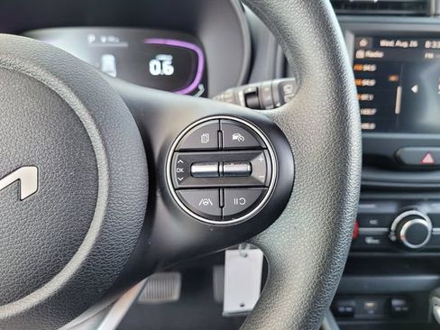Certified 2025 Kia Soul LX w/ LX Technology Package FWD image 24