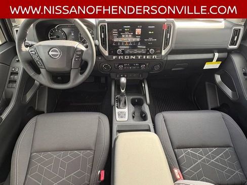 New 2026 Nissan Frontier SV w/ All-Weather Content Package AWD/4WD image 20