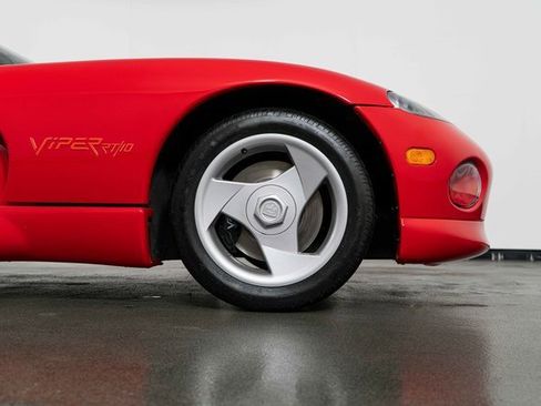 Used 1992 Dodge Viper RT/10 image 11