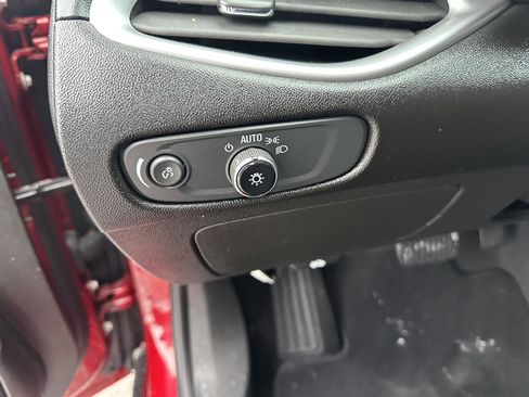 Used 2023 Chevrolet Malibu RS image 27