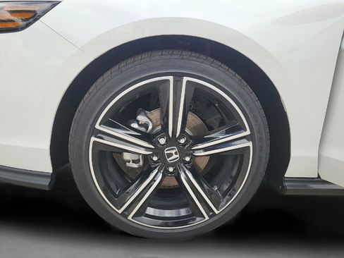 Certified 2026 Honda Accord SE image 32