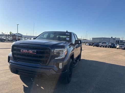 Used 2020 GMC Sierra 1500 Elevation w/ Elevation Convenience Package image 4