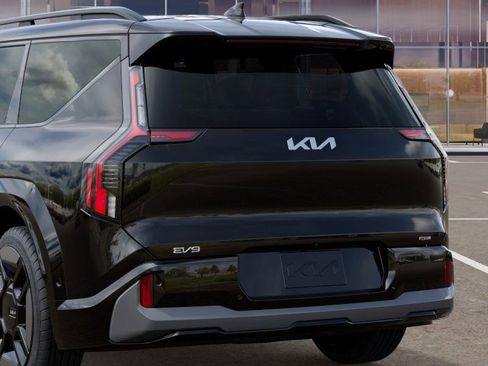 New 2026 Kia EV9 GT-Line AWD/4WD image 16