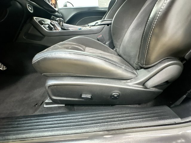 Used 2020 Dodge Challenger R/T Scat Pack w/ Dynamics Package RWD image 16