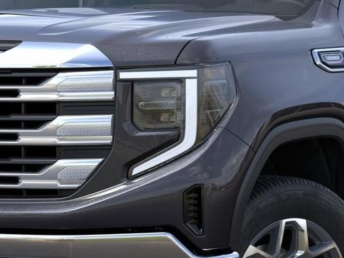 New 2026 GMC Sierra 1500 SLE w/ Preferred Package AWD/4WD image 10