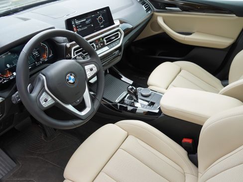 Certified 2024 BMW X3 sDrive30i w/ Convenience Package RWD image 9