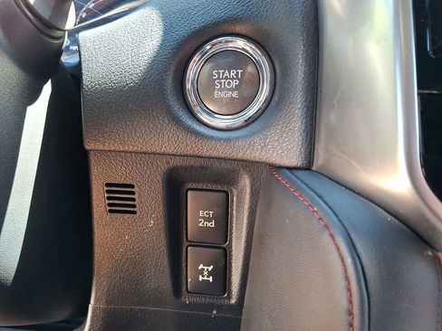 Used 2023 Lexus GX 460 Premium w/ Accessory Package AWD/4WD image 26