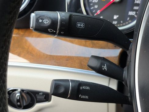Used 2018 Mercedes-Benz E 300 w/ Premium 1 Package image 27