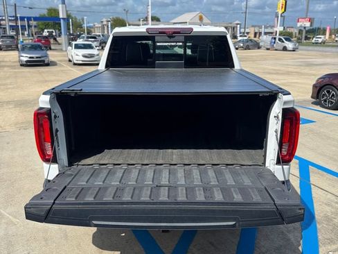 Used 2023 GMC Sierra 1500 AT4X AWD/4WD image 7