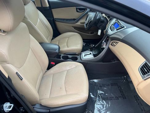 Used 2012 Hyundai Elantra Limited image 23