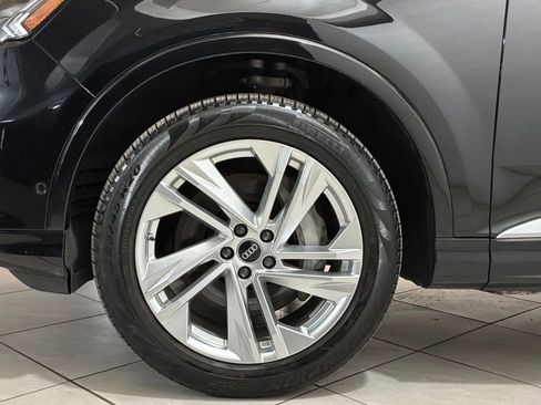 Used 2023 Audi Q7 3.0T Premium Plus w/ Premium Plus Package image 16