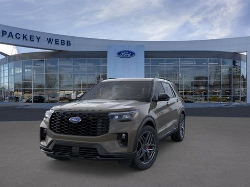 New 2026 Ford Explorer ST-Line w/ ST-Line Street Pack AWD/4WD image 3