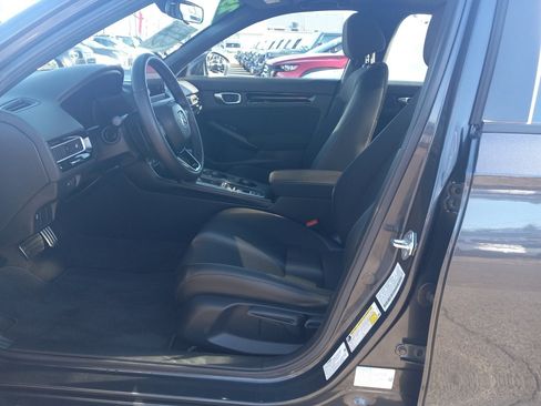 Used 2025 Honda Civic Sport image 10