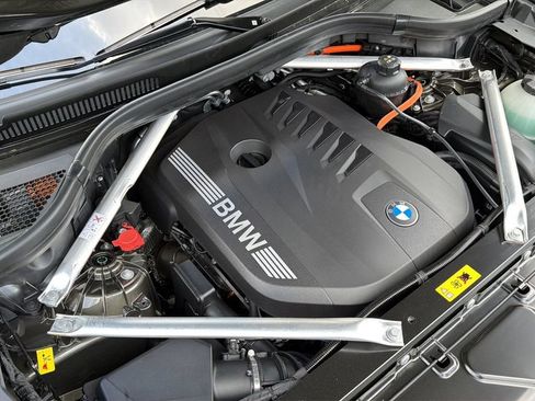 Certified 2026 BMW X5 xDrive50e w/ M Sport Package AWD/4WD image 24