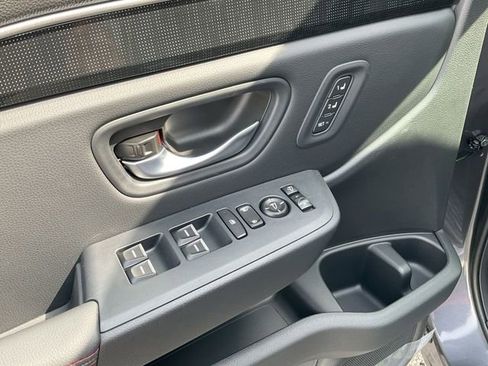 Used 2025 Honda Pilot Black Edition image 21