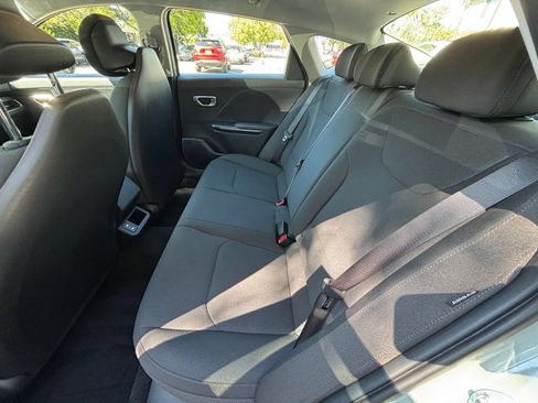 Used 2026 Kia K4 FWD image 24