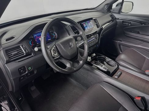 Used 2021 Honda Pilot Black Edition image 9