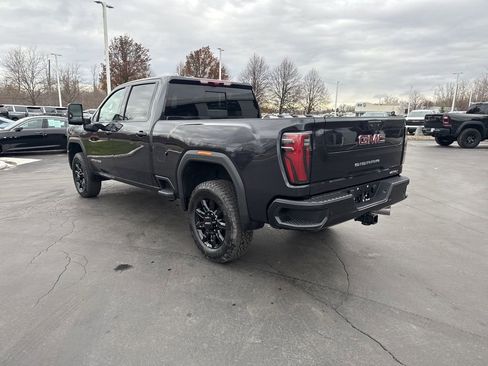 New 2026 GMC Sierra 2500 AT4 image 2