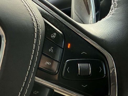 Used 2024 Chevrolet Corvette Stingray Premium Cpe w/ Z51 Performance Package image 22