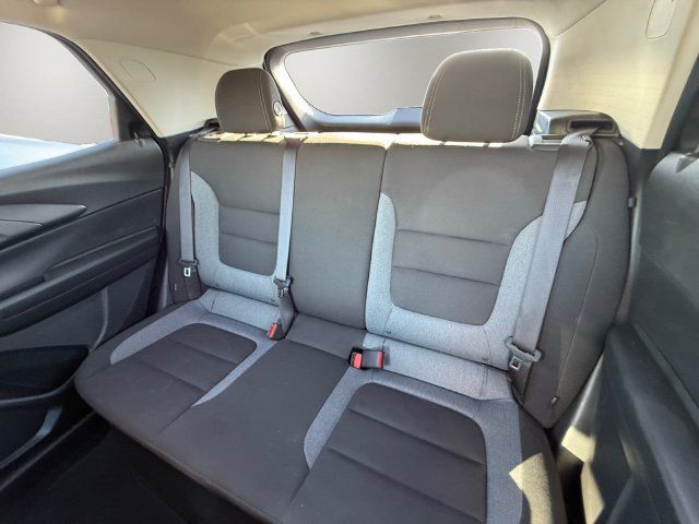 Used 2025 Chevrolet TrailBlazer LT AWD/4WD image 14