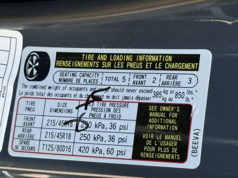 Used 2025 MAZDA MAZDA3 s image 32