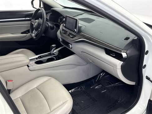 Used 2021 Nissan Altima 2.5 SL image 16