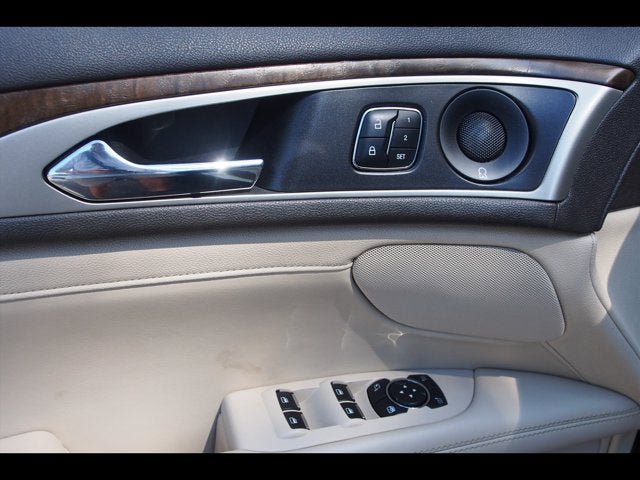 Used 2017 Lincoln MKZ Reserve w/ Technology Package FWD image 21