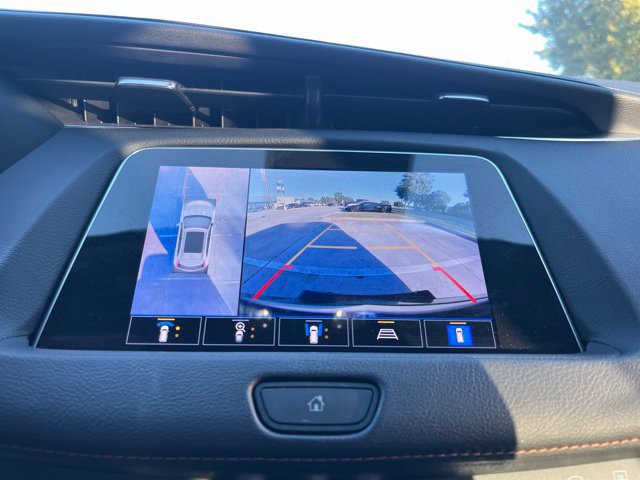 Used 2023 Cadillac XT4 Premium Luxury w/ Enhanced Visibility Package FWD image 21