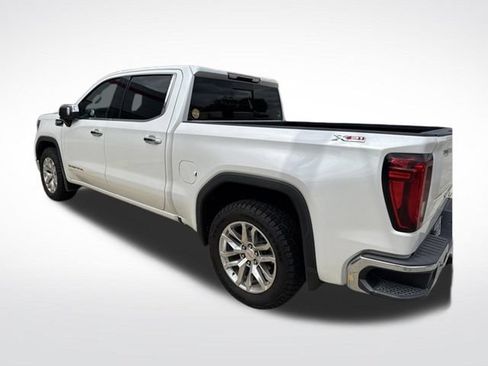 Used 2021 GMC Sierra 1500 SLT AWD/4WD image 3