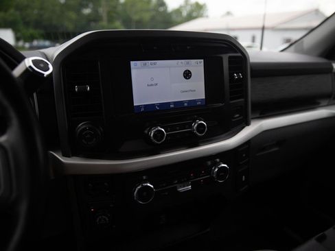 Used 2022 Ford F150 XLT w/ Equipment Group 301A Mid image 16