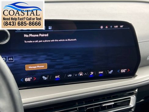 Used 2025 Chevrolet Traverse LT AWD/4WD image 37