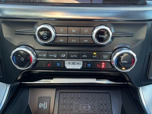 Certified 2023 Ford F150 Limited image 25