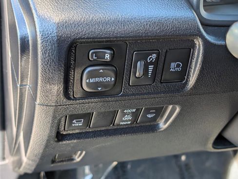 Used 2022 Toyota 4Runner Limited image 21