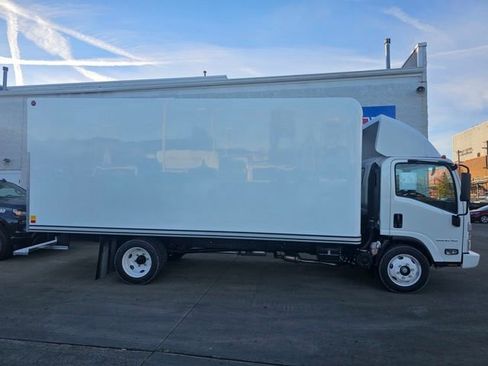 New 2025 Chevrolet Low Cab Forward 5500XG image 5