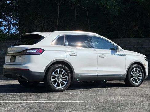 Used 2019 Lincoln Nautilus Select FWD image 4